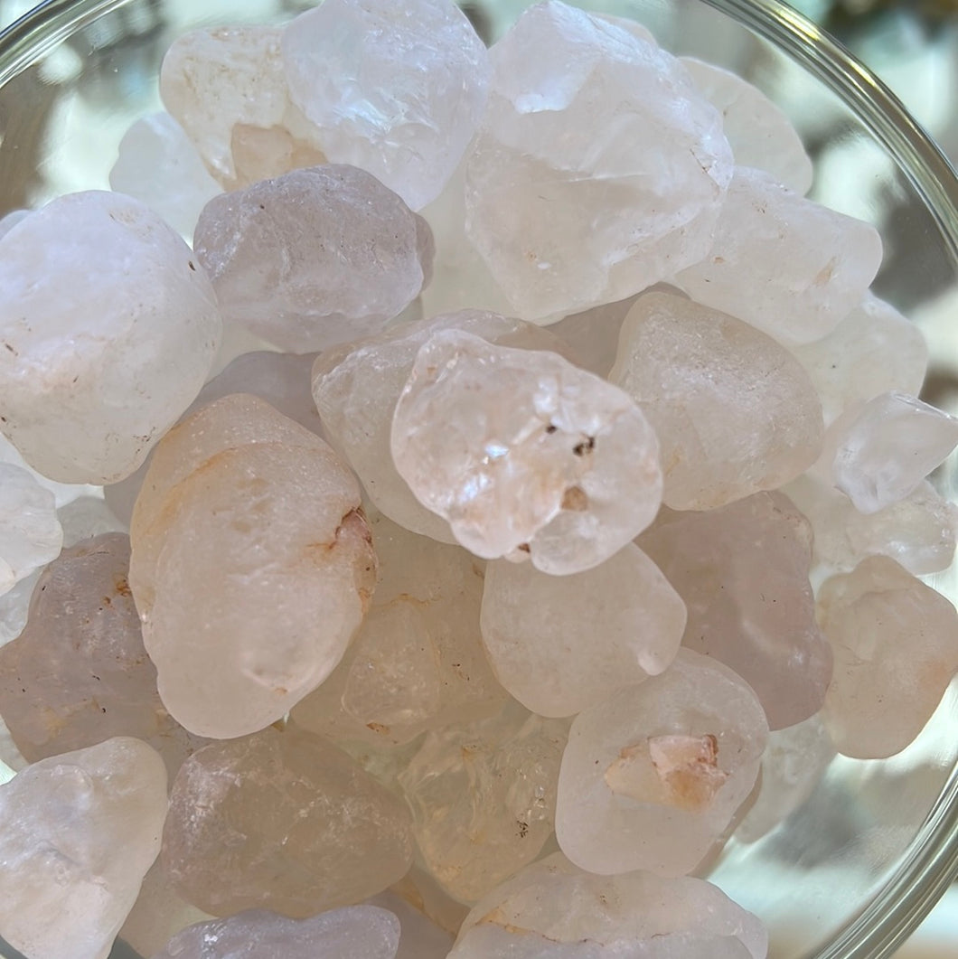 Snow quartz tumble stones