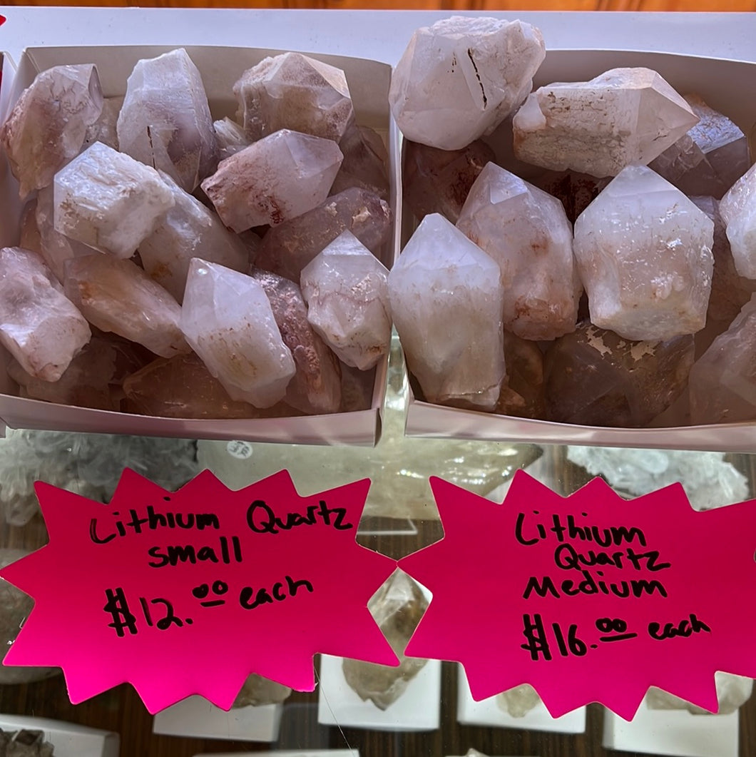 Lithium quartz