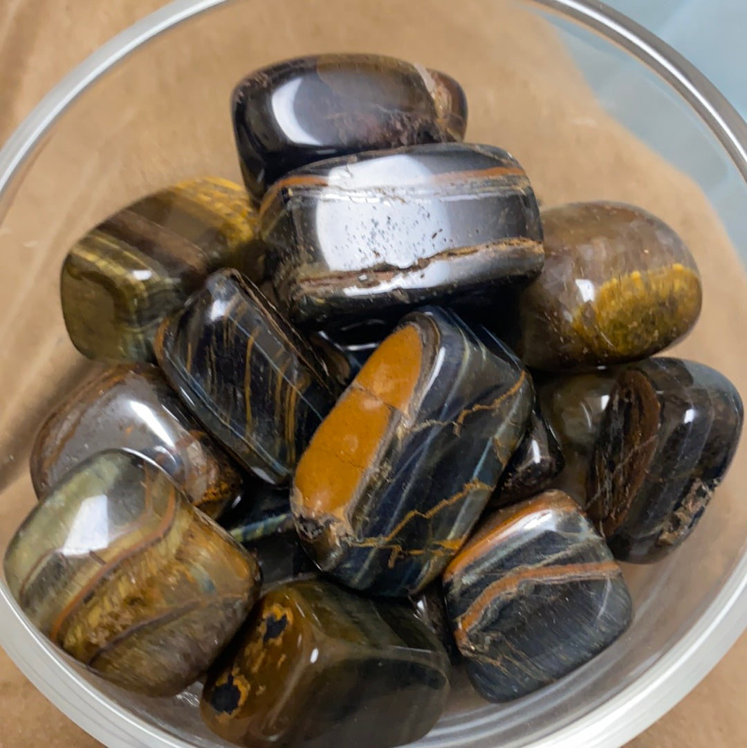 Multi Color Tigers Eye Tumble Stones Mountain Mineral Market